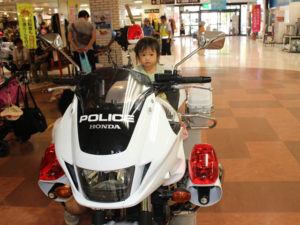 秋秋の全国交通安全運動,交通安全運動,熊本中央地区交通安全協会,安全協会,白バイ,白バイ記念撮影の全国交通安全運動,交通安全運動,熊本中央地区交通安全協会,安全協会