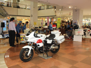 秋の全国交通秋の全国交通安全運動,交通安全運動,熊本中央地区交通安全協会,安全協会,白バイ,白バイ記念撮影安全運動,交通安全運動,熊本中央地区交通安全協会,安全協会